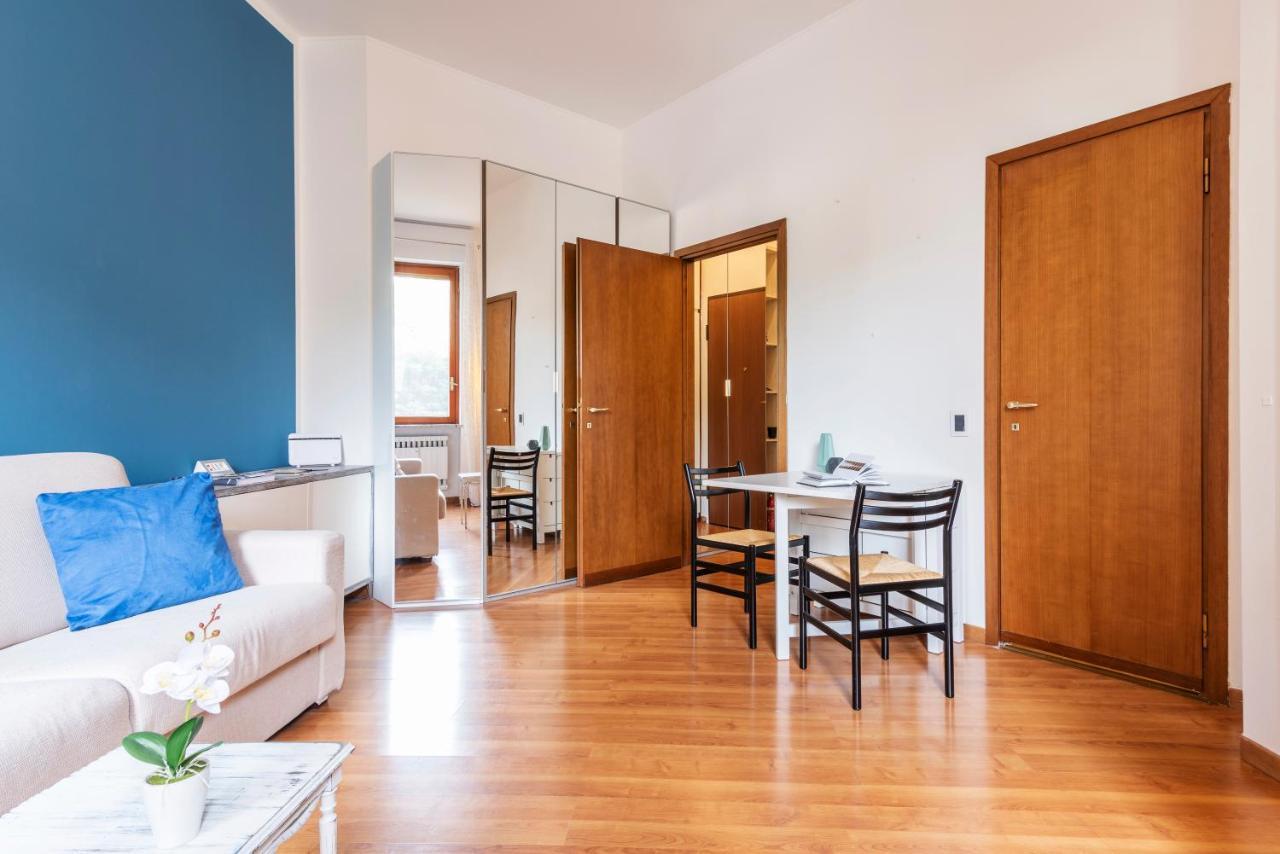 Casa Blu Flexyrent Apartment Wifi - No Ac Milano Dış mekan fotoğraf
